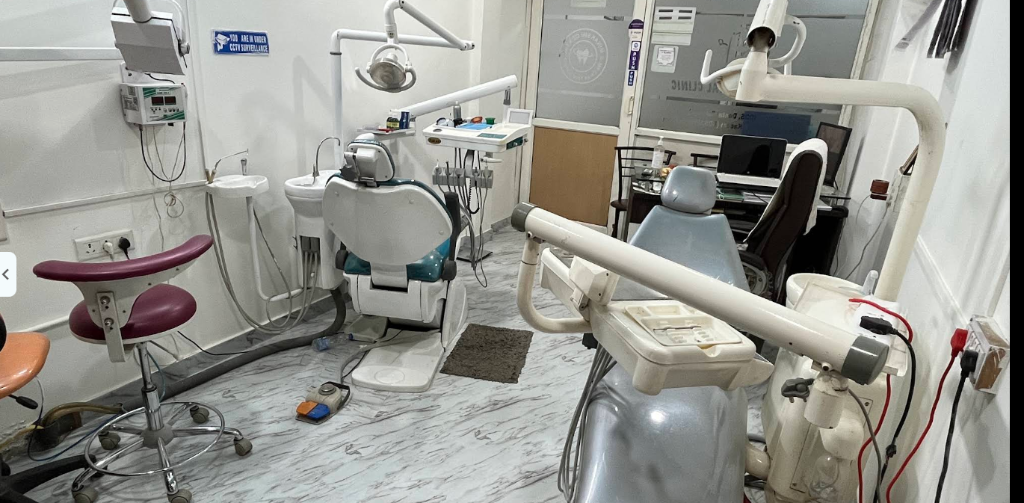 Clinical operatory and consultation setup